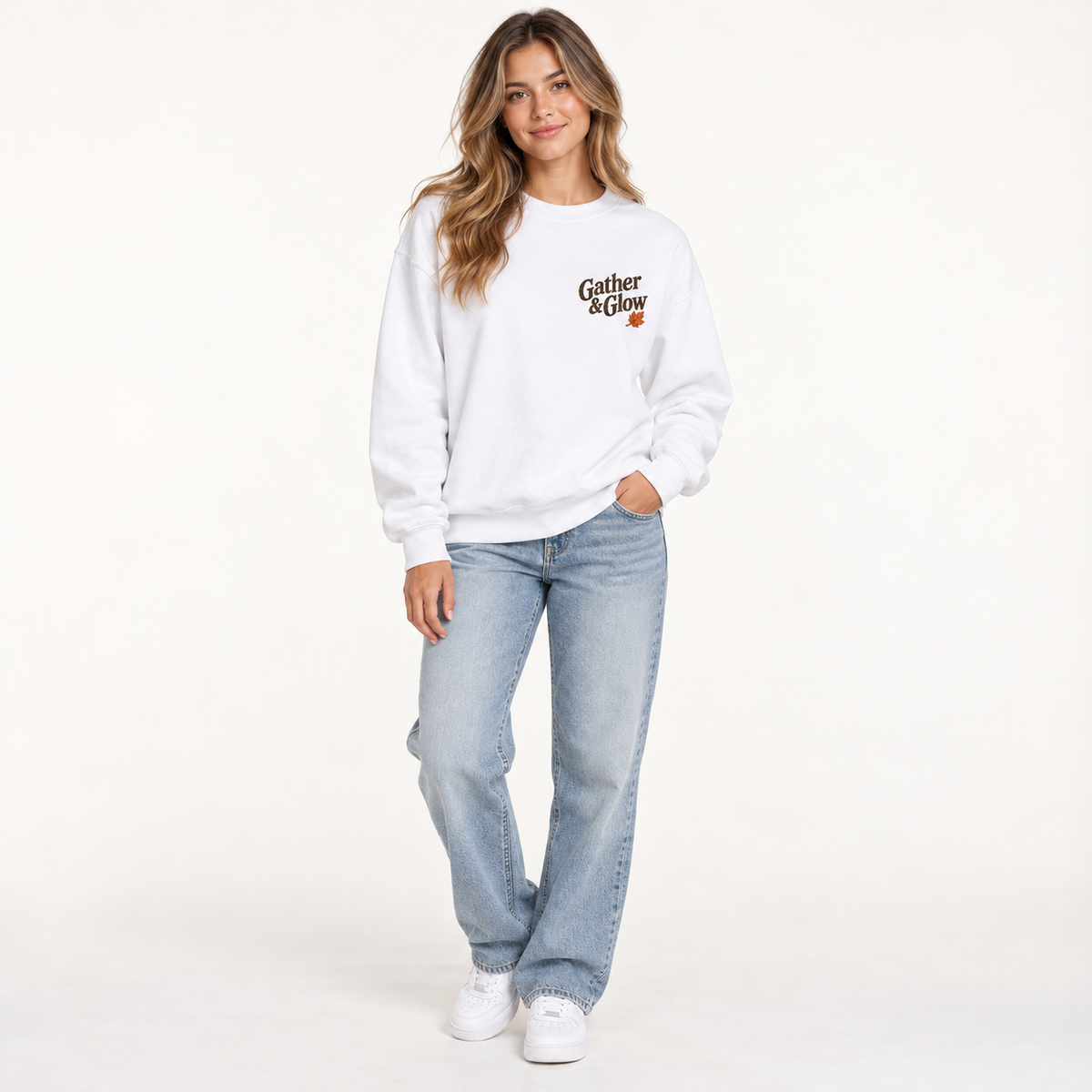SHINESOULE Gather & Glow Graphic Sweatshirt - White